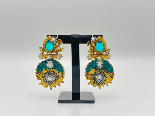 Vintage Gold-Tone Earring with Emerald Green & Crystal Accents